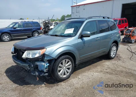 2012 Subaru Forester 2.5X Limited from USA, damaged, VIN JF2SHBEC6CH438058